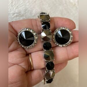 Bracelet &‎ Earrings with Rivoli Stones Set Stretch Pierced Ears